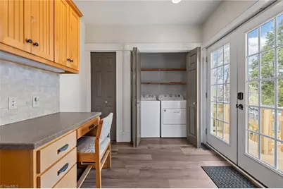 303 E Swannanoa Avenue, Liberty, NC 27298 - Photo 20