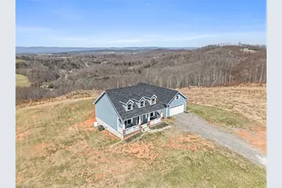 282 Howell Road, Pilot Mountain, NC 27041 - Photo 2