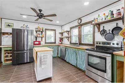 9309 S Nc Highway 87, Graham, NC 27253 - Photo 12