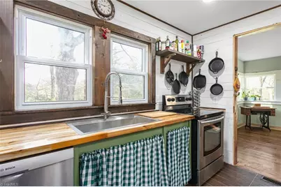 9309 S Nc Highway 87, Graham, NC 27253 - Photo 14