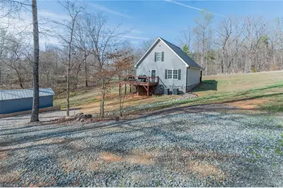 131 Lake Drive 10, Lexington, NC 27292 - Photo 38