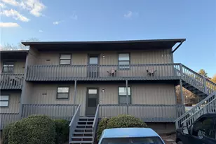 130 Vista Cir, Winston-Salem, NC 27106 - Photo 1