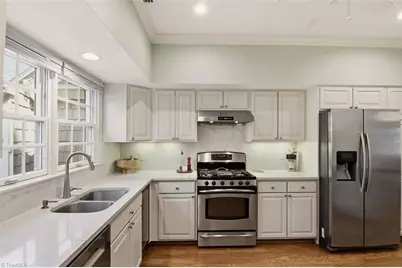 1277 Kent Place Lane, Winston-Salem, NC 27104 - Photo 16