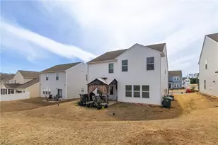5536 Baverhof Dr, Greensboro, NC 27405 - Photo 34