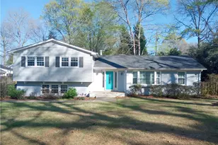 3202 Northampton Dr, Greensboro, NC 27408 - Photo 1