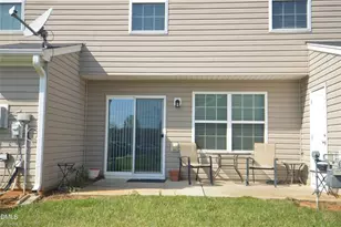 7505 Oliver Park Dr, Whitsett, NC 27377 - Photo 2