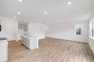 5266 Amaryllis Wy, Winston-Salem, NC 27104 - Photo 8