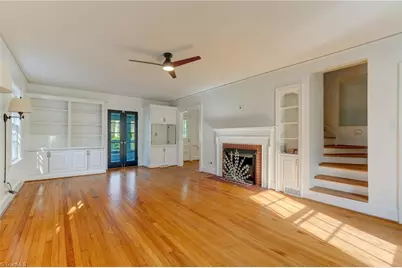 406 Westdale Place, Greensboro, NC 27403 - Photo 6