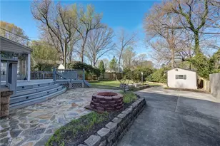 406 Westdale Pl, Greensboro, NC 27403 - Photo 30