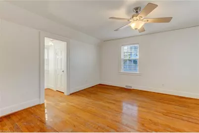 406 Westdale Place, Greensboro, NC 27403 - Photo 20