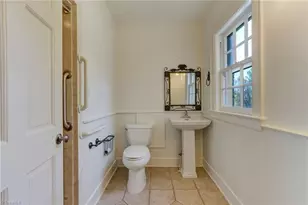 406 Westdale Pl, Greensboro, NC 27403 - Photo 18