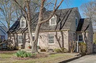 406 Westdale Pl, Greensboro, NC 27403 - Photo 4