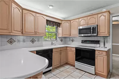 800 Weavil Road, Kernersville, NC 27284 - Photo 16