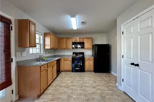 4348 Bastille Dr, Kernersville, NC 27284 - Photo 6