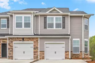 1560 Amberview Ln, Kernersville, NC 27284 - Photo 1