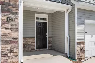 1562 Amberview Ln, Kernersville, NC 27284 - Photo 2