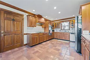 696 Gold Hill Rd, Madison, NC 27025 - Photo 6