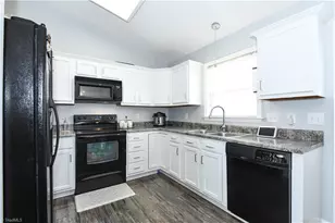 407 Church St, Kernersville, NC 27284 - Photo 6