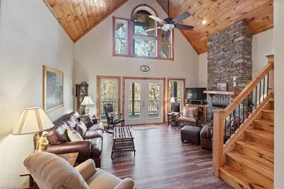 490 Blue Heron Lane, Wilkesboro, NC 28697 - Photo 14