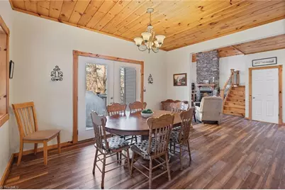 490 Blue Heron Lane, Wilkesboro, NC 28697 - Photo 10