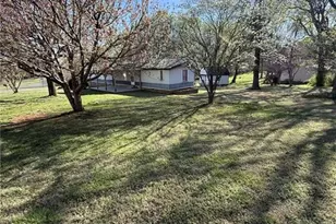 3085 Stonehenge Rd, Thomasville, NC 27260 - Photo 6