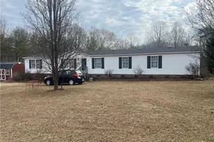 1024 Frans Rd, Westfield, NC 27053 - Photo 2