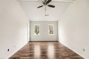 401 Sherwood Ct, Eden, NC 27288 - Photo 10