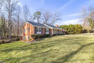 111 Pratt St, Madison, NC 27025 - Photo 2