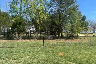 216 Parks Meadows Dr, Lexington, NC 27292 - Photo 8