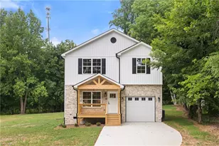 534 Virginia Dr, Yadkinville, NC 27055 - Photo 1