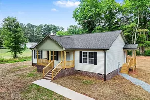 6331 New Center Church Rd, Seagrove, NC 27341 - Photo 2