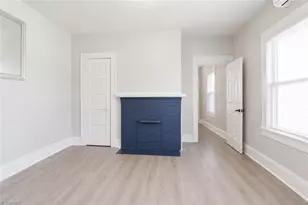 204 Holt St, Burlington, NC 27217 - Photo 12