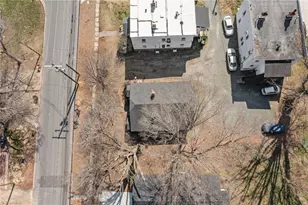 204 Holt St, Burlington, NC 27217 - Photo 8