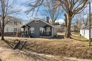 204 Holt St, Burlington, NC 27217 - Photo 4