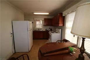 2389 Greensboro St Ext, Lexington, NC 27295 - Photo 14