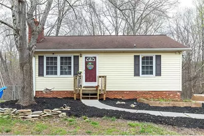 2047 Old Mountain Road, Lexington, NC 27292 - Photo 2