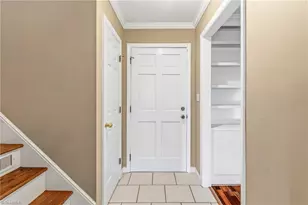 4 Holdsworth Ct, Greensboro, NC 27455 - Photo 12