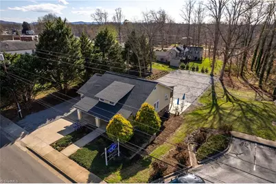 913 N Bridge Street, Elkin, NC 28621 - Photo 32