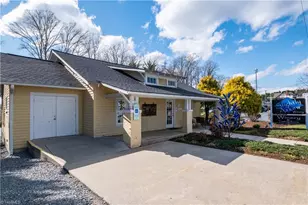 913 N Bridge St, Elkin, NC 28621 - Photo 1