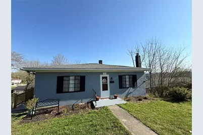 722 Maiden Lane, Mount Airy, NC 27030 - Photo 1