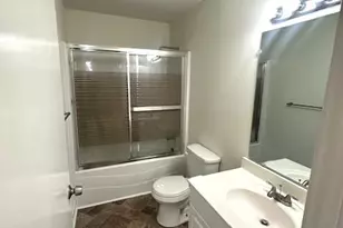 1809 Acorn Rd, Greensboro, NC 27406 - Photo 22