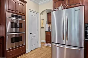 2403 N Beech Ln, Greensboro, NC 27455 - Photo 8