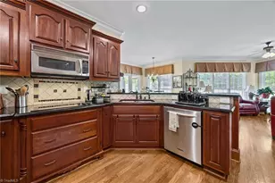 2403 N Beech Ln, Greensboro, NC 27455 - Photo 6