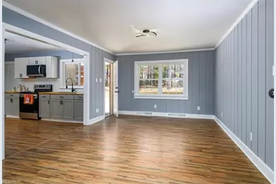 915 Fairview Drive, Lexington, NC 27292 - Photo 10