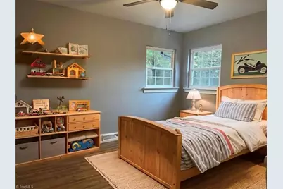 915 Fairview Drive, Lexington, NC 27292 - Photo 26