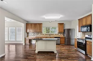 1317 Sharp Ridge Rd, Greensboro, NC 27406 - Photo 10