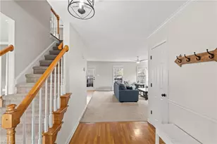 135 Valleyoak Ct, Clemmons, NC 27012 - Photo 8