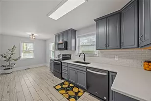 1515 Woodland Ave, Burlington, NC 27215 - Photo 12