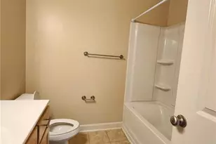 1915 D Fleming Rd, Greensboro, NC 27410 - Photo 16