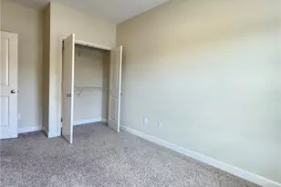 1915 D Fleming Rd, Greensboro, NC 27410 - Photo 22